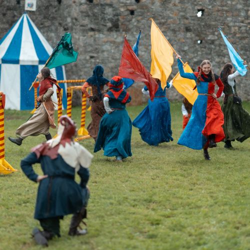 Predstavenie Turnaj odvážnych, stredoveká rozprávka a dobre a zle