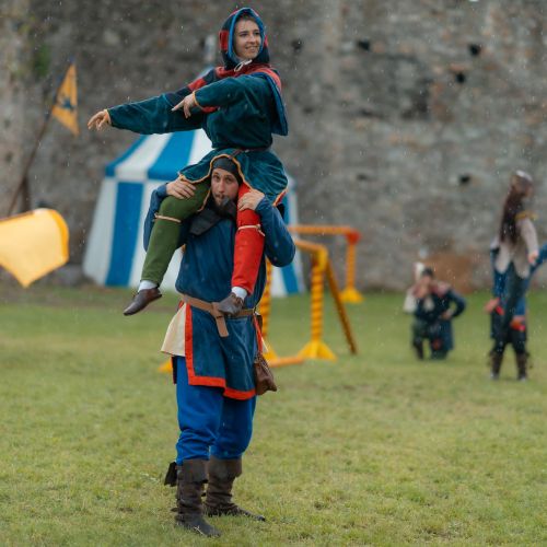 Predstavenie Turnaj odvážnych, stredoveká rozprávka a dobre a zle