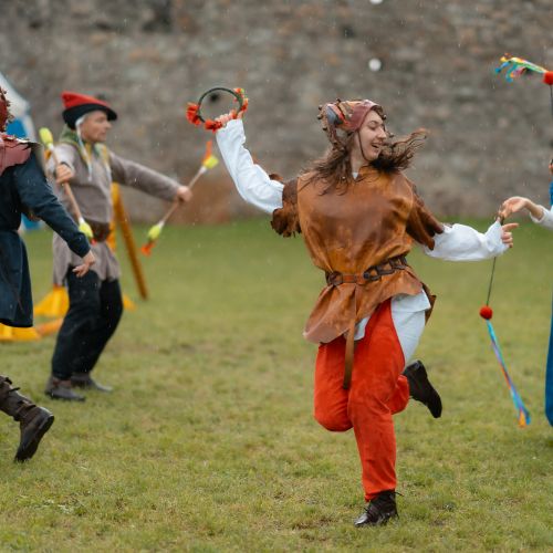 Predstavenie Turnaj odvážnych, stredoveká rozprávka a dobre a zle