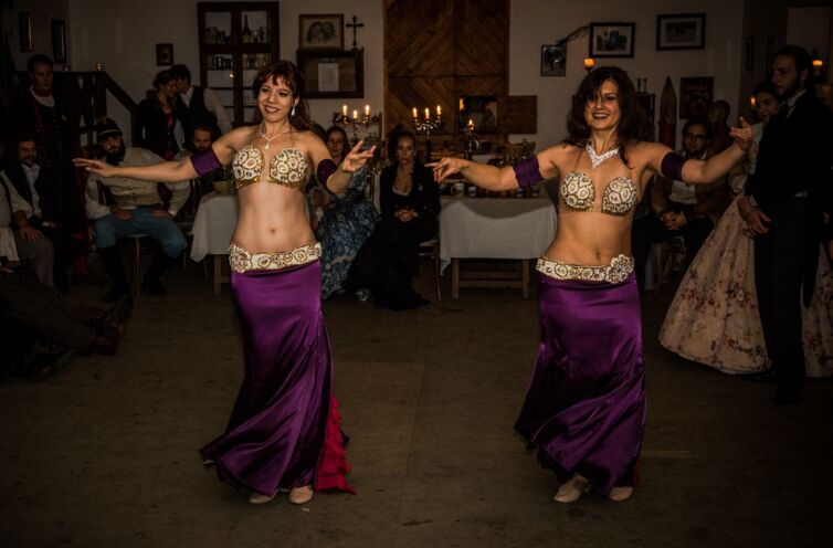 Orientálne tanečnice, podujatie Menzúra v roku 2015