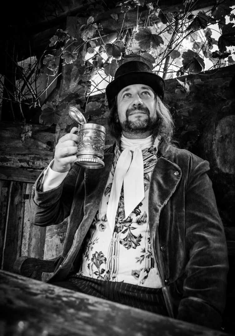 Pán v kostýme z 19teho storočia, podujatie Menzúra v roku 2015