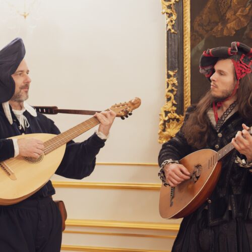 Renesanční hudobníci s lutnami