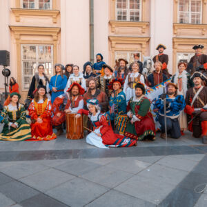 Členovia skupiny TOSTABUR - Uhorská dáma a jazdec na koni - Bratislavské mestské dni 2026